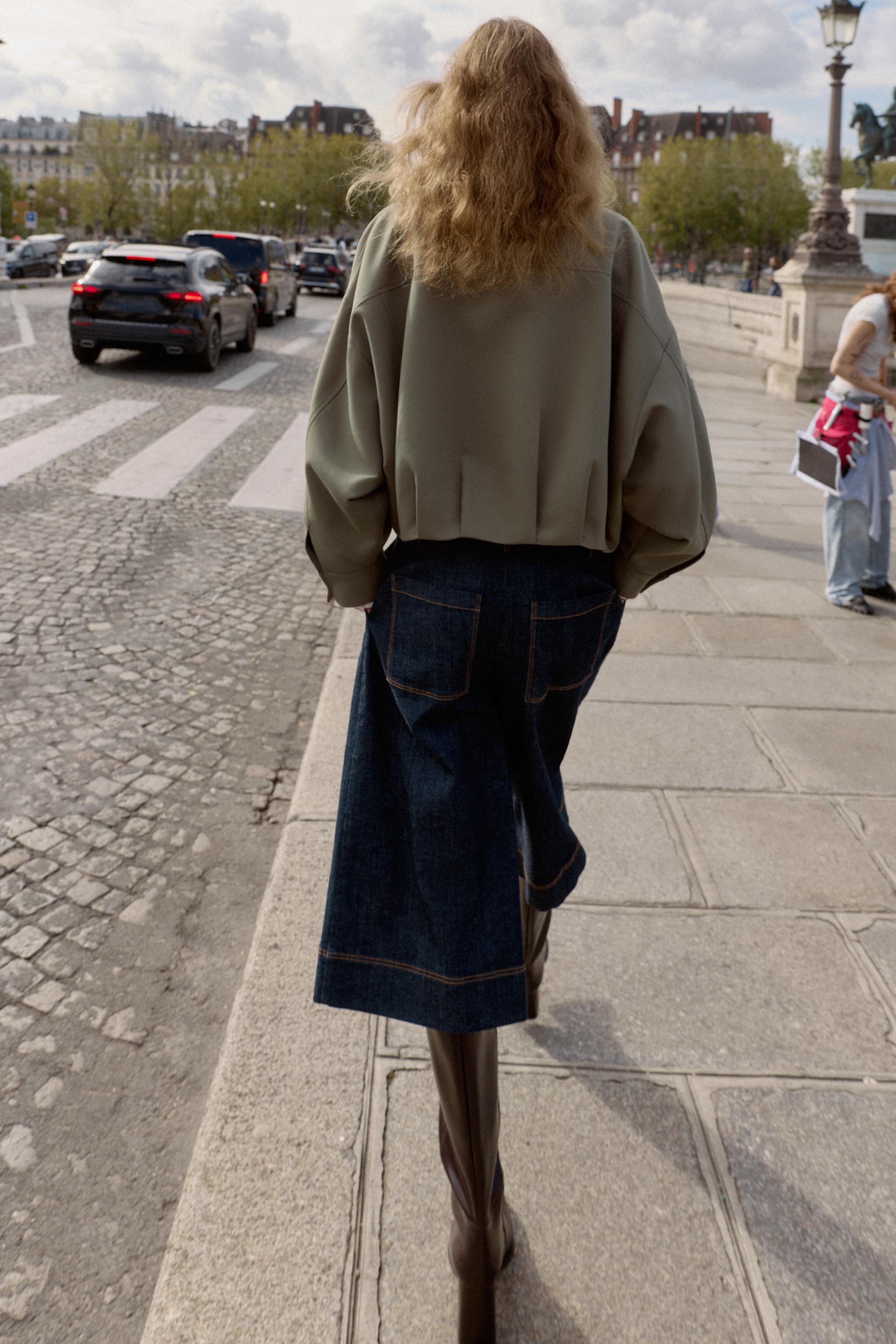 PLEATED HEM BOMBER JACKET